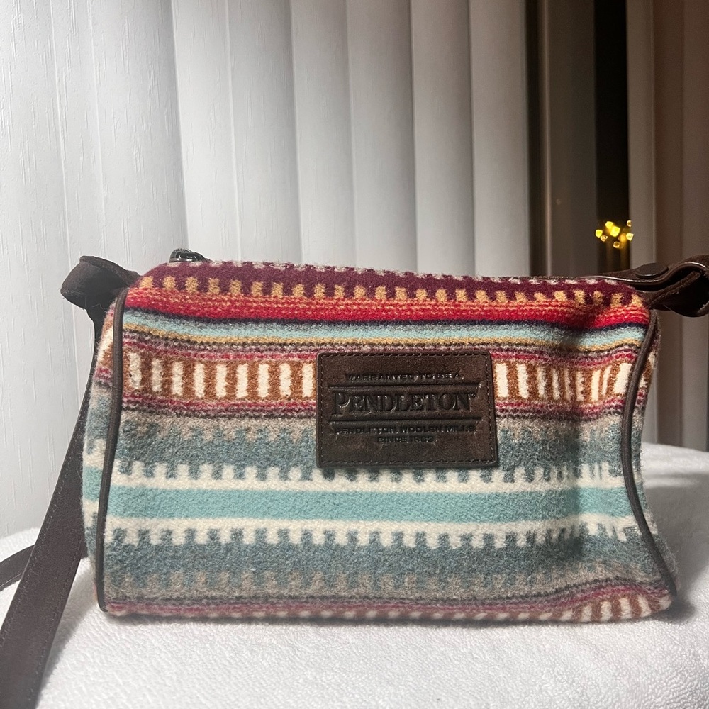 Pendleton Travel Kit Wool Aztec Dopp Toiletry Case W/ Crossbody Strap